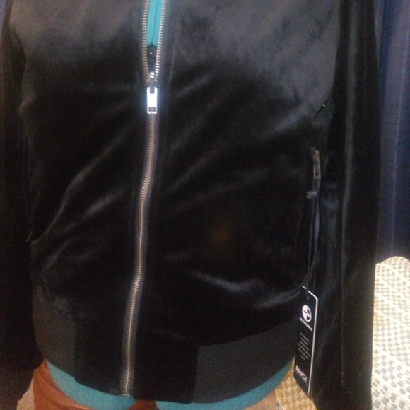 NWT BNCI Reversible Bomber Jacket Black & Burgundy Sz M - Picture 3 of 16